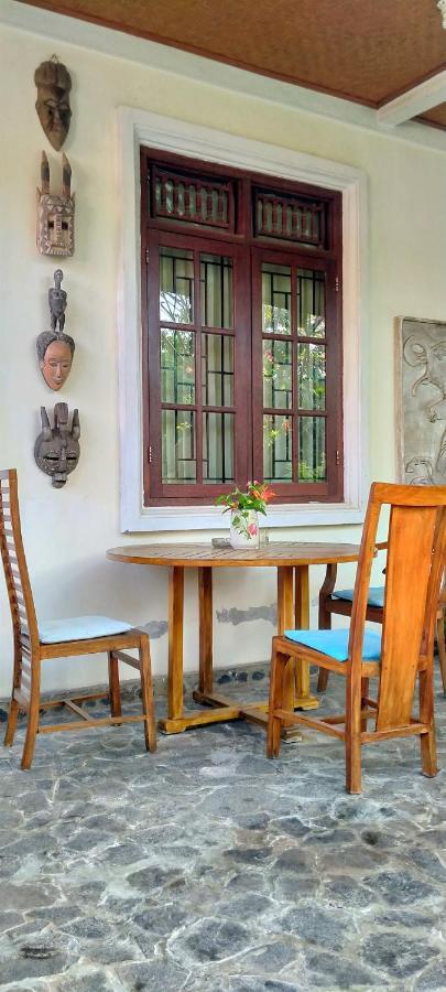 Tunjung Guest House Lovina Beach Pabean Buleleng Екстериор снимка